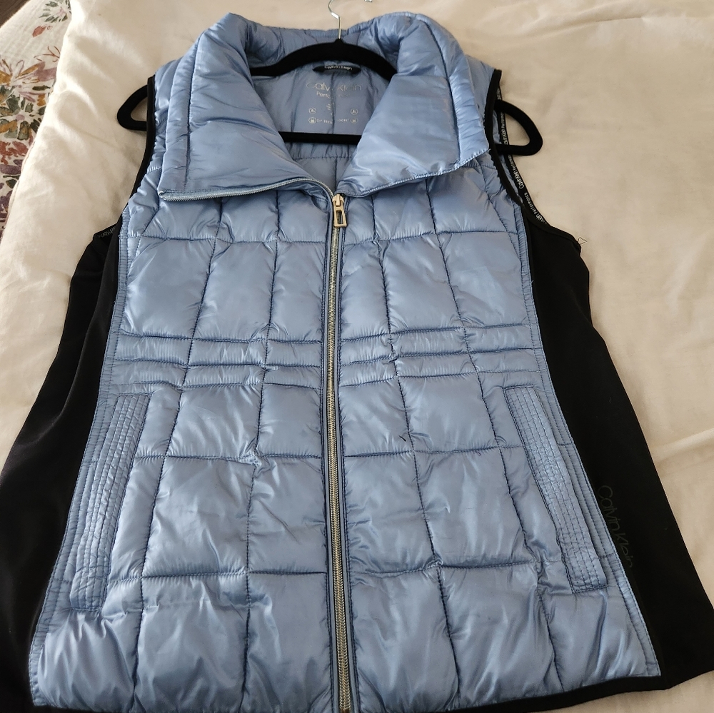 Calvin klein puffer vest,lg